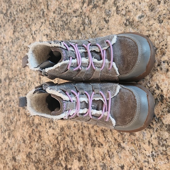 Girls Stride Rite Leather Boots - Size 10.5 - Picture 2 of 8